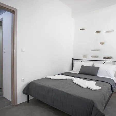 Апартаменты Portes View House *